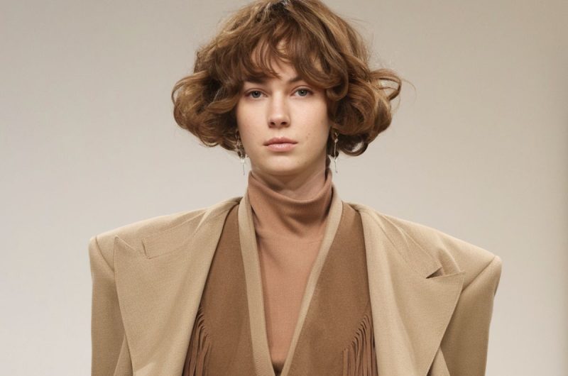 18 Creative Ways To Style Short Hair This Fall For A Bold New Look